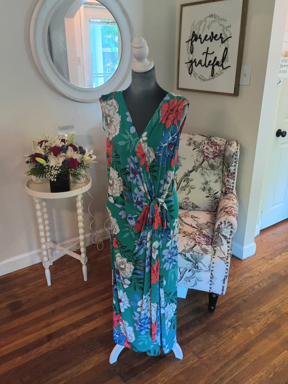 Lane Bryant Green Floral Wrap Dress with Multicolor Blooms Sz. 18/20 Size 18 20